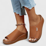 CÉLESTRIA | ORTHOPEDIC SANDALS