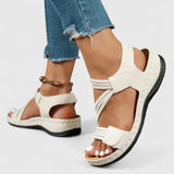 CHÉINA | SOPHISTICATED SANDALS