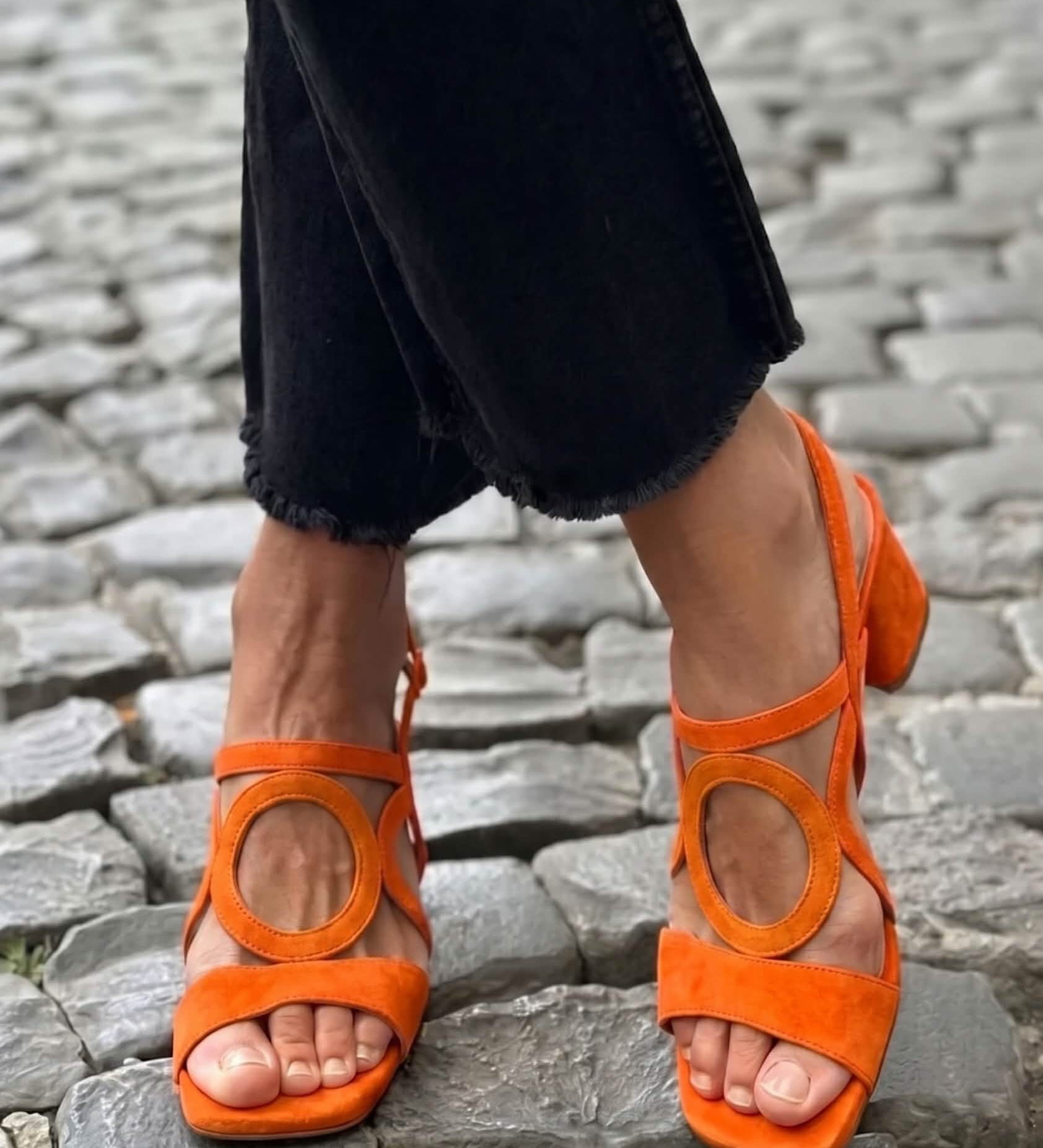 VALENTINA | VIBRANT STATEMENT SANDALS