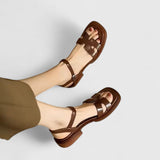 DÉLIANE | SOPHISTICATED FLAT SANDALS
