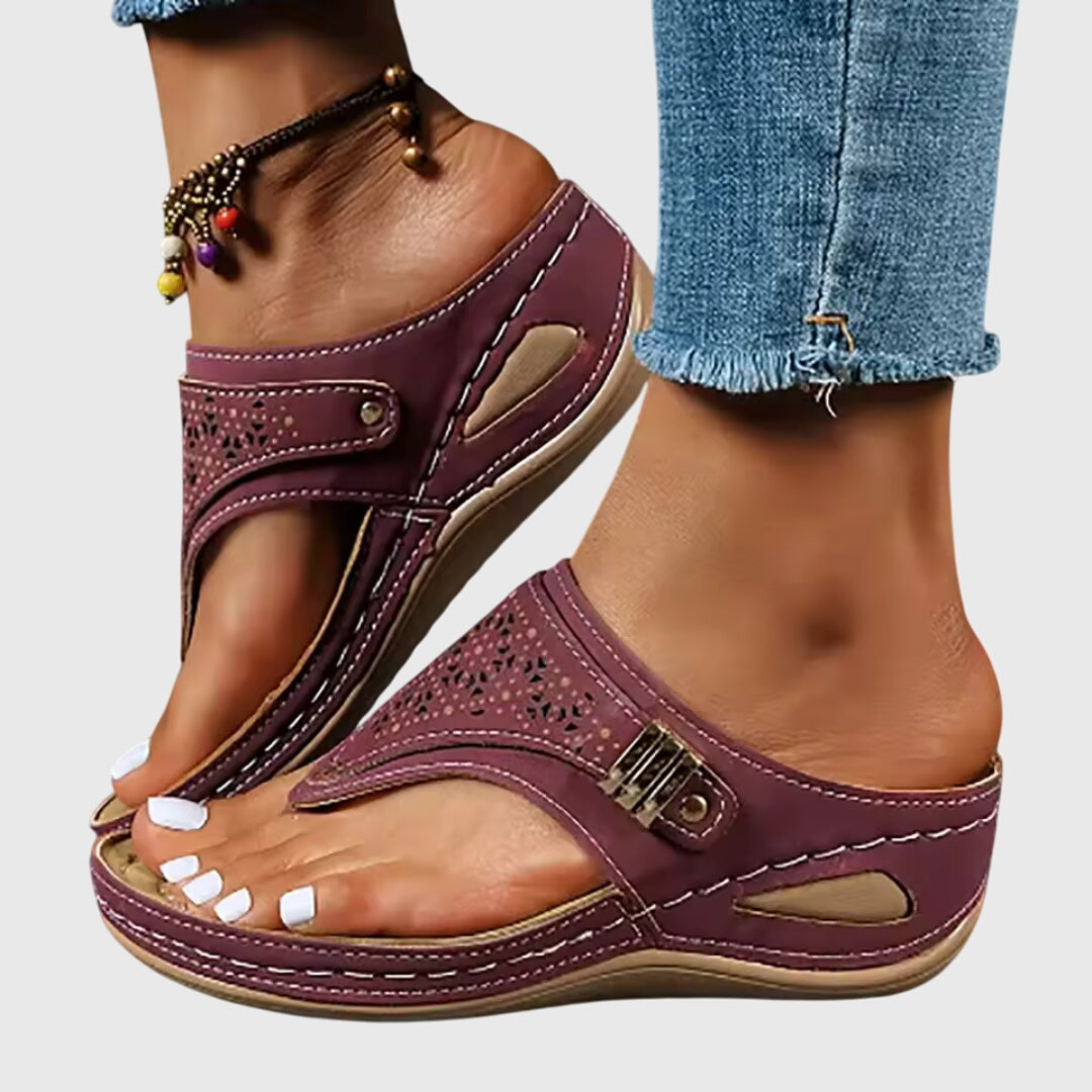 LIVIE | COMFORTABLE SANDALS