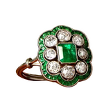 EXCLUSIVE VINTAGE EMERALD RING