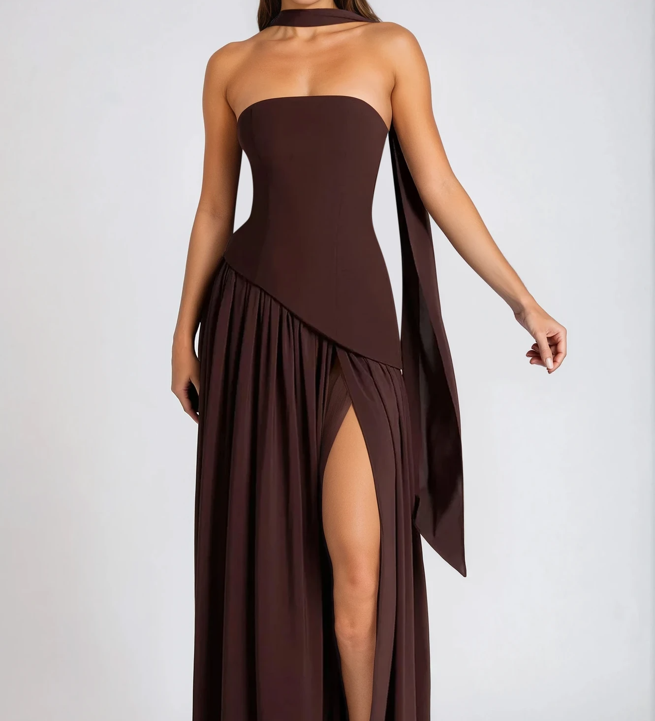 SOLENNE | ELEGANT LIGHT-TONE DRESS